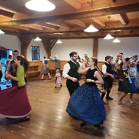 Volkstanzen im April